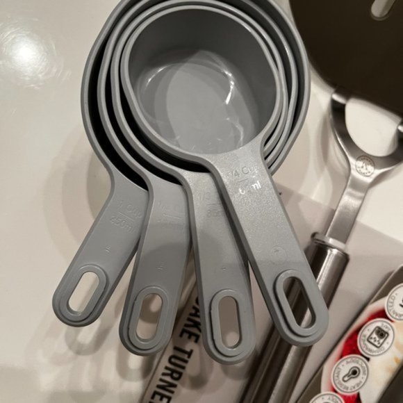Pancake Breakfast Tools! X-Large Spatula + Whisk +Measuring Cups (new)(psup/x) - Picture 7 of 9